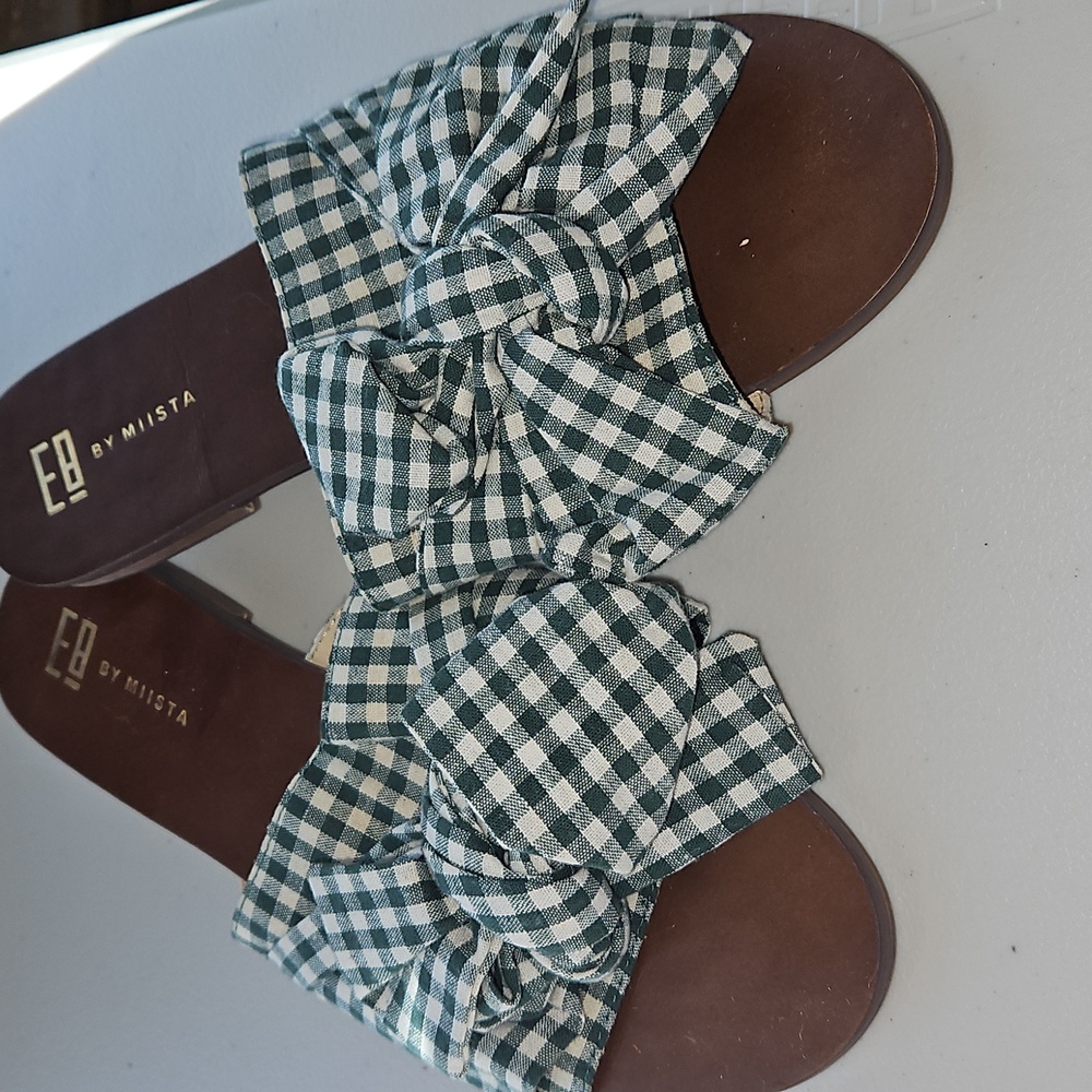 E8 By MIISTA Women's Green Checkered Slide Sandals Size 38 - Picture 2 of 8
